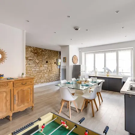 Maison Moderne, En Pierre Avec Terrasse Pour 6 Prázdninový dům *