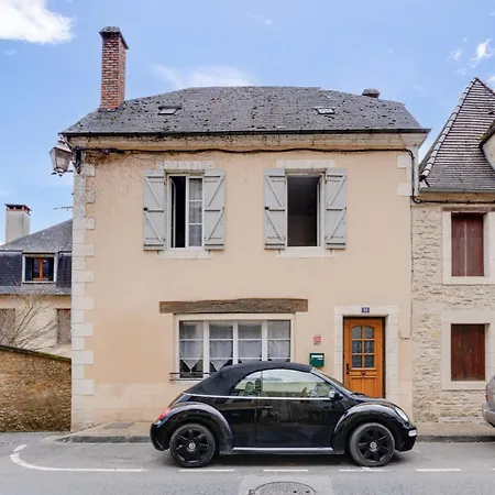 Maison Moderne, En Pierre Avec Terrasse Pour 6 Holiday home *